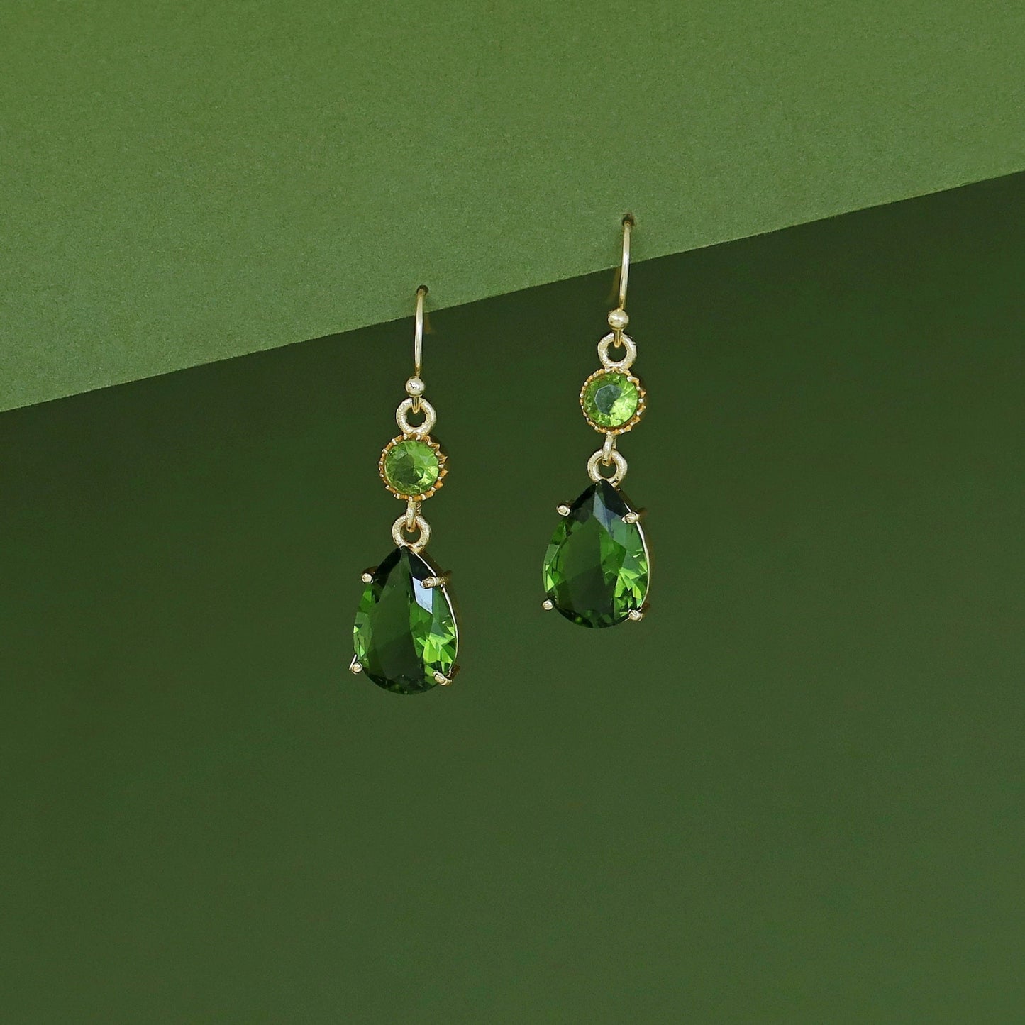 Golden Glossy Stone Drop